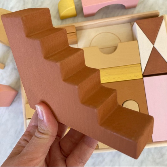 Montessori Wood apartment building blocks - Picture 4 of 12